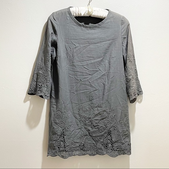 MATTA Gray Shift Dress Eyelet Sleeves And Hem
